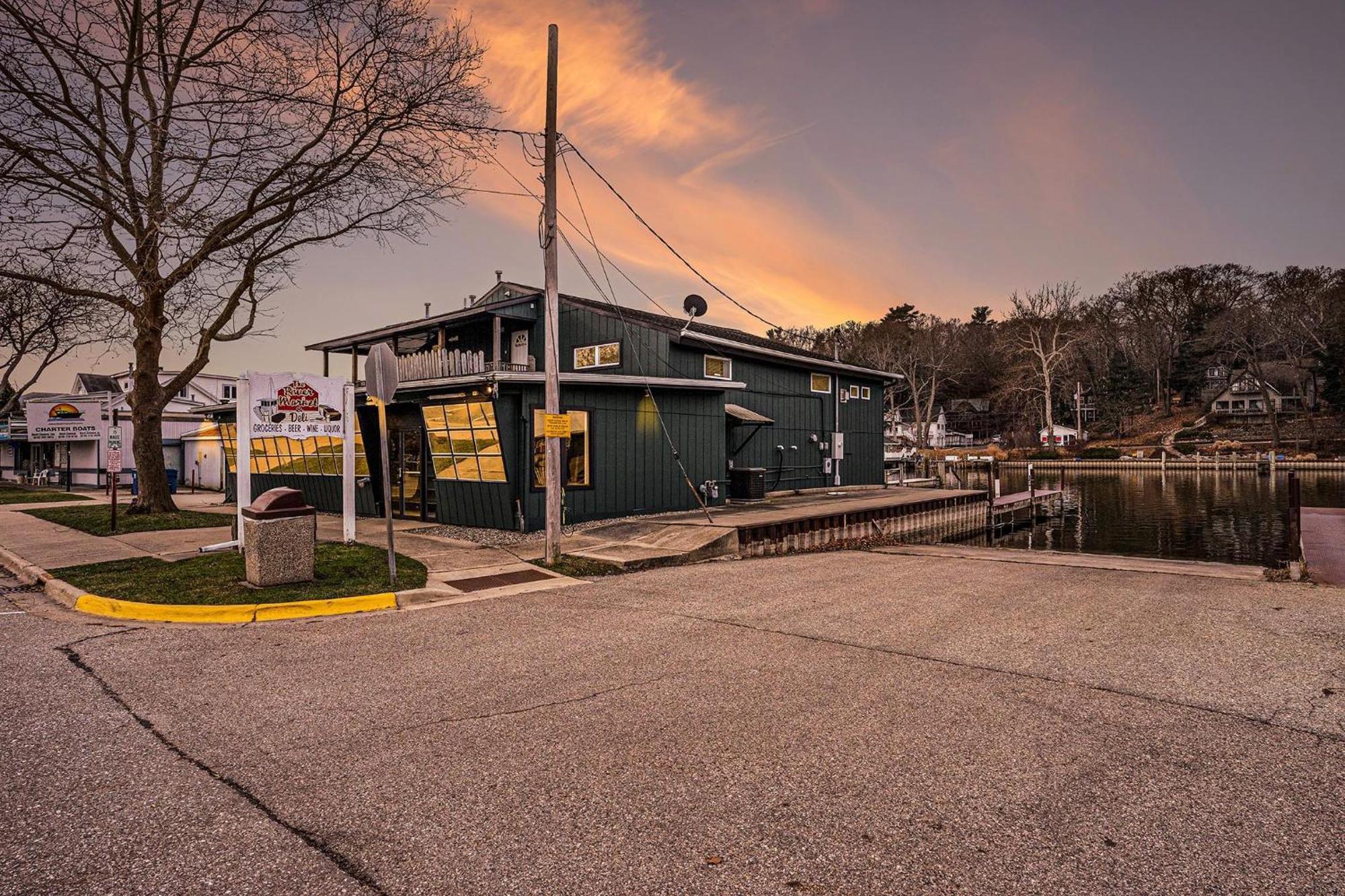 Riverside Suites - Unit A Saugatuck Exterior foto